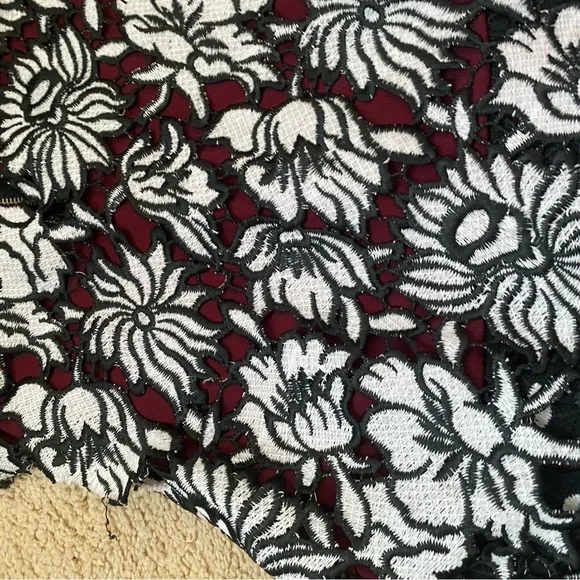 Floral Black and White Sleeveless Dress US 6 - Picture 10 of 10